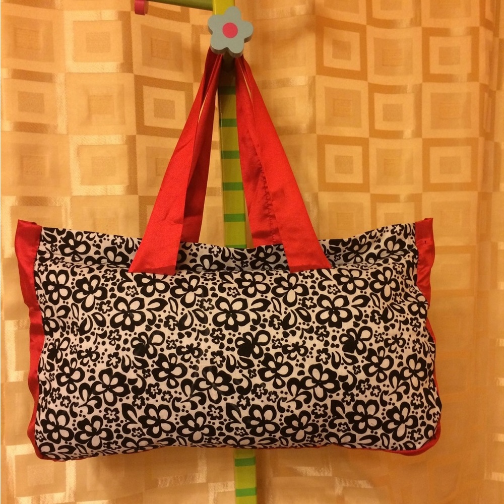 African Print Bag. Hand made!! Ships from Michigan. Give an African gift 🎁